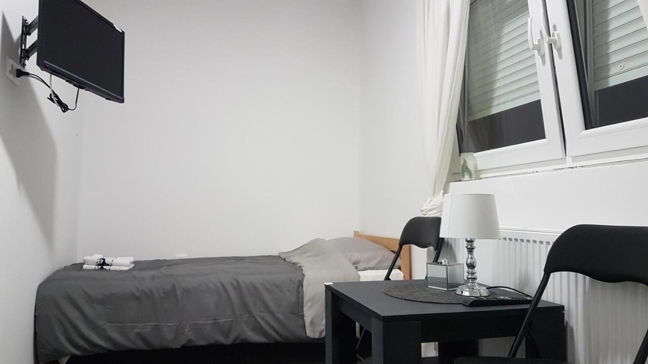 Rent A Room Aleksic Valjevo Eksteriør bilde